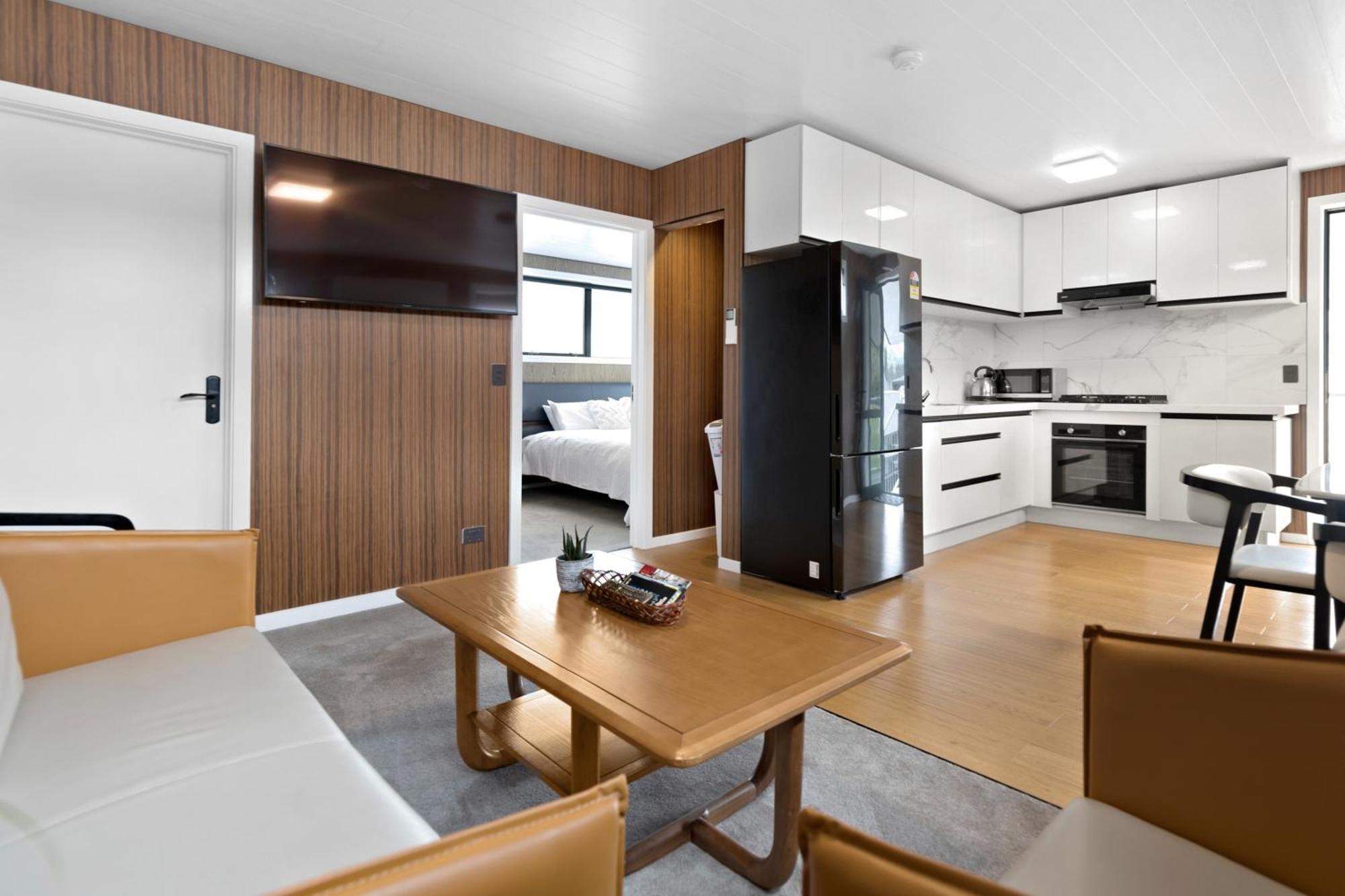 The Headley Loft Apartment Queenstown Exterior photo